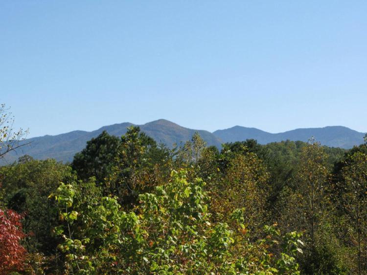 Between Here & There, 3 Bedrooms, Sleeps 6, Views, Hot Tub Gatlinburg Kültér fotó