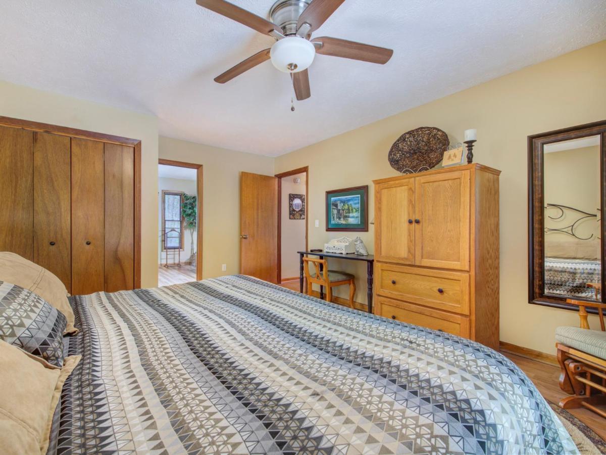 Between Here & There, 3 Bedrooms, Sleeps 6, Views, Hot Tub Gatlinburg Kültér fotó